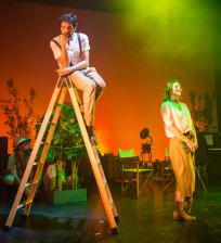 Adan y Eva en Broadway